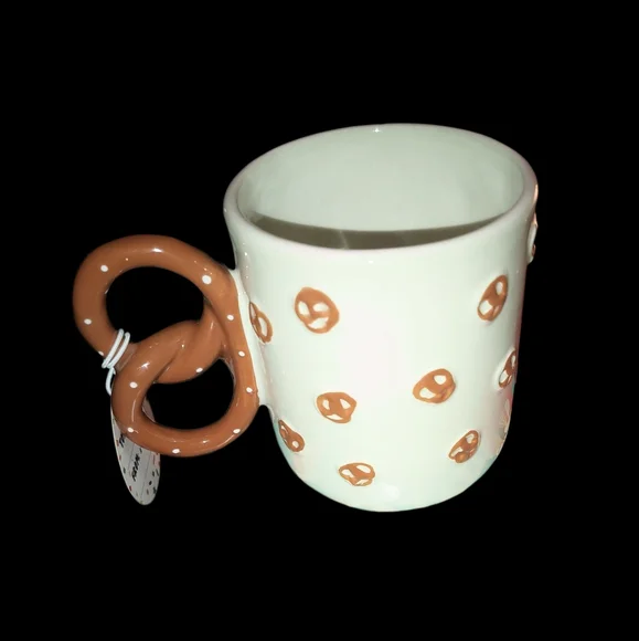 Hand Painted Pretzel Handle Ceramic Mug NWT - Picture 2 of 8